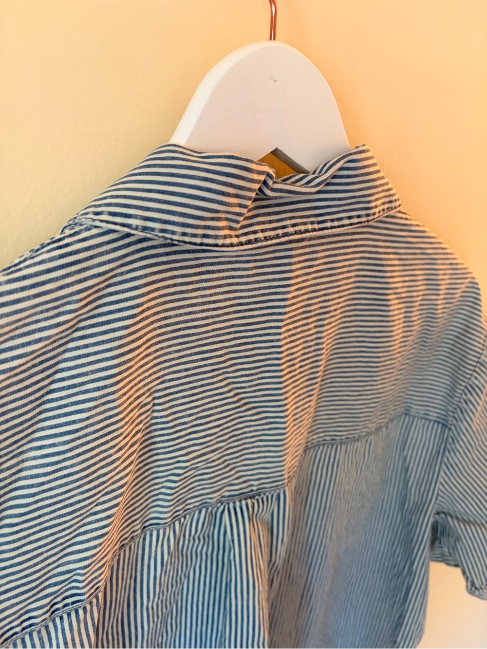 Striped Blue Short-Sleeve 100% Cotton Shirt. Women’s M summer / spring/ fall top - Picture 10 of 12